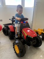Dječiji traktor TOMY - Image 2
